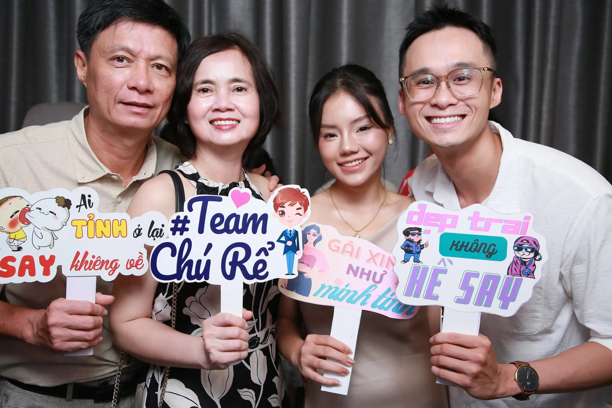 Khoảnh Khắc Đẹp - TQ Photobooth
